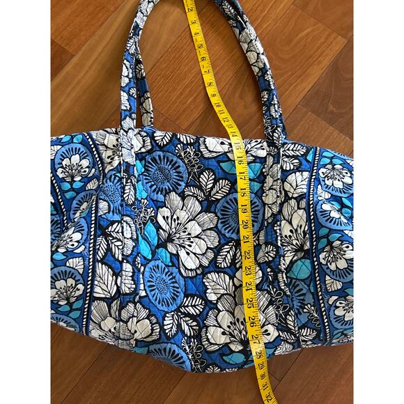 Matching Large Vera Bradley Tote Bags - Picture 7 of 7